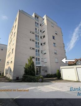 Sofort bezugsfreie 2-Zimmerwohnung mit Balkon, Aufzug und Garage in zentraler Lage von Homburg - Homburg