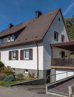 Ihr Projekt für die Zukunft: Doppelhaushälfte mit Potenzial in ruhiger Lage - Lüdenscheid