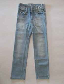 Jeans für Mädchen der Marke Staccato Hell Blau Gr. 128 zu verkaufen. - Bielefeld