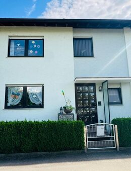„ Das sonnige interessante Doppelhaus zum Mieten ! „ - Neuhausen (Fildern)
