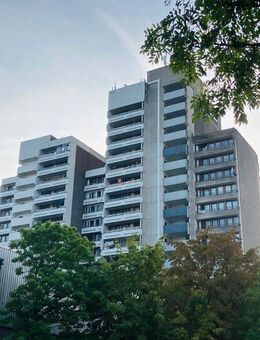 Großzügige renovierte 3-Zimmerwohnung am Sahlkamp Markt - Hannover