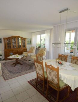 freie 4 Zimmer Wohnung mit 2 Balkonen in Maulburg - Maulburg