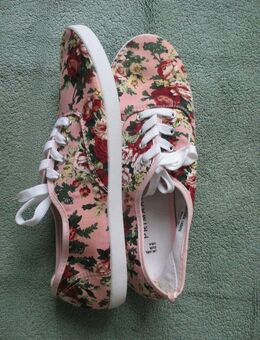 NEU unbenutzt * Damen * Rosen * Blumen * Blüten * Romantik * Stoff * Chucks * Sneaker * Freizeit * Schuhe "PRIMAKRK" Gr. 40/ 7 * rosè * bunt * - Riedlingen