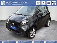 smart ForTwo, coupe Edition AUTOMATIK, Jahr 2017 - Düsseldorf