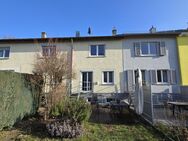 Neu renoviertes, gepflegtes 3-Zimmer-Reihenhaus mit EBK in Tübingen + 2 Zimmer mit 36qm Nutzfläche - Tübingen