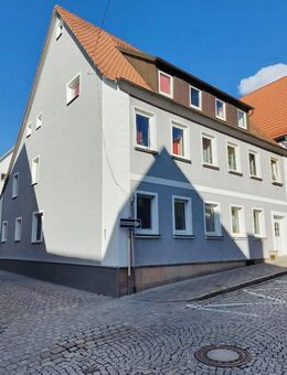 KAPITALANLAGE MFH mit 4 großen Wohnungen (vermietet) - Neustadt (Aisch)