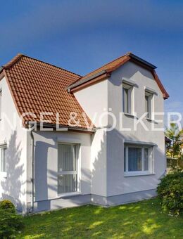 Strandnahes, komplett eingerichtetes und sehr gepflegtes Einfamilienhaus mit Einliegerwohnung - Lubmin