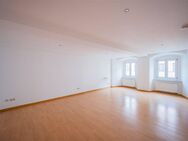 Lichtdurchflutete und zentrumsnahe Wohnung in Deggendorf - Deggendorf
