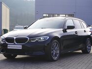 BMW 330, i xDrive Sport Line, Jahr 2022 - Deuerling