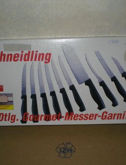 10-teiliges Messerset,Wanduhr,Allesschneider,Gewürzstreuer - Saffig