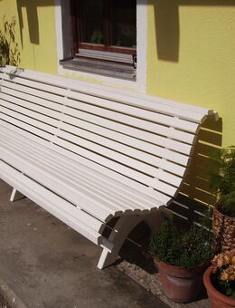 Gartenbank Holzbank Hausbank mit Wetterschutzfarbe behandelt.Länge ca 2,5 m - Tyrlaching