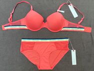 BH- Set von Esprit Gr.75D/38 rosa-apricot - Vechta