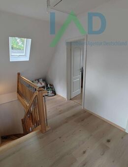 Saniertes EFH mit Wintergarten und Einliegerwohnung, auf Wunsch mit zusätzlichem Baugrundstück - Wittorf