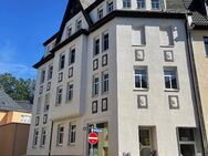 **Erstbezug nach Renovierung, 2-Raum-Wohnung mit Balkon** - Glauchau