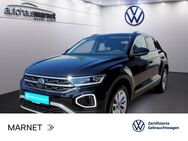VW T-Roc, 1.5 TSI Style Light Digital, Jahr 2023 - Wiesbaden