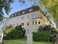 In zentraler Lage der Bonner Südstadt: Renditestarkes 12-Parteienhaus mit Praxis - Bonn