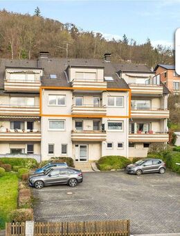 SCHADE IMMOBILIEN - Wohnung im Zentrum! 2 Zimmer mit Küche, Balkon und Stellplatz! - Plettenberg