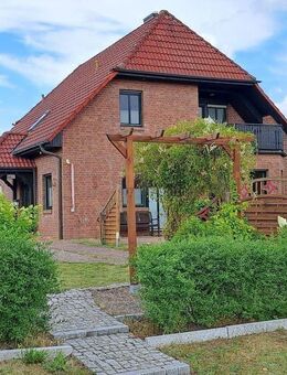 Großzügiges Einfamilienhaus mit Doppel-Garage in Soltau-Harber - Soltau