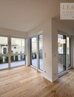 Erstbezug in Toplage - hochwertige Erdgeschosswohnung am Stadtwald, im Grünen über Siegens Dächern - Siegen (Universitätsstadt)