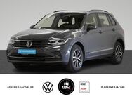 VW Tiguan, 2.0 TDI Life, Jahr 2022 - Hannover