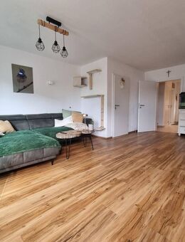 Top-saniertes Reihenmittelhaus - viel Platz für die ganze Familie - Windsbach