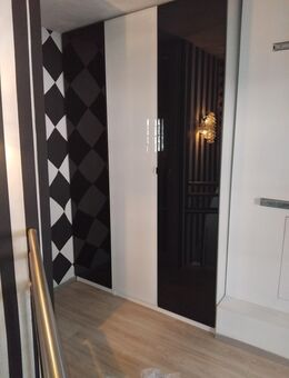 Brax Glastürenschrank Beleuchtet - Kasbach-Ohlenberg