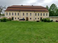6- RWE / Maisonettewohnung mit großer Terrasse in der Orangerie Arnsdorf mit Reihenhaus-Charakter ! - Vierkirchen (Sachsen)