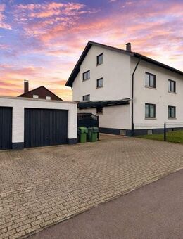Familienfreundliches Zweifamilienhaus mit großem Garten und viel Platz - Appenweier