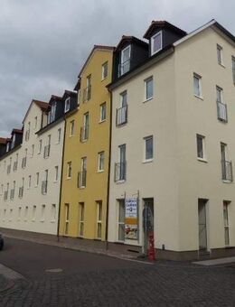 Gemütliche neu renovierte 3-Raum-DG-Wohnung im Stadtzentrum! - Ohrdruf