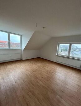 Große, modernisierte 3-Zimmer-Familienwohnung in Schleswig-Nord! - Schleswig