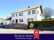 Viel Potential: Großes Wohnhaus mit ehem. Ladenlokal - Ideal zum Wohnen oder als Anlage! - Steinebach (Wied)