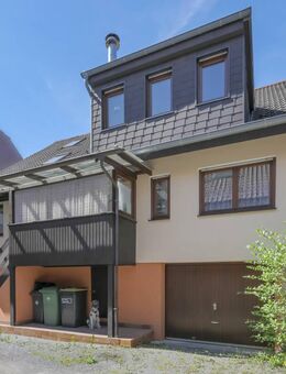 Doppelhaushälfte mit Scheune und Garten! - Ölbronn-Dürrn