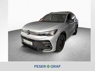 VW Tiguan, 2.0 TDI R-LINE BlackStyle (150 ), Jahr 2022 - Roth (Bayern)