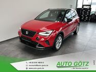 Seat Arona, FR 5-Jah VZE Digi BlindSpot vo hi LichtAssist SpurAssist Connect Sunset 4xEFH Ladeboden Armlehne Metallic, Jahr 2022 - Beilngries