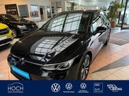 VW Golf, 1.5 TSI VIII Move, Jahr 2023 - Gladenbach