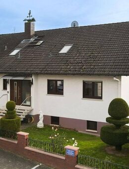 Repräsentatives Mehrfamilienhaus in Reinheim/Zeilhard - Großzügig, vielseitig und sofort bezugsfrei - Reinheim
