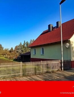 Wohnhaus & Nebengelass auf weitem Grund - Guben