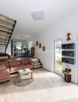 Neuwertiges Wohnhaus mit 2 Einheiten (BJ 2023, KfW 55, PVA, Wallbox, Gewährleistung bis 2028) - Bedburg