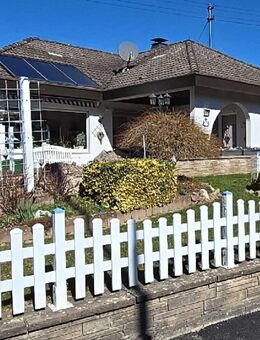 Gepflegter Winkelbungalow in Argenthal - Argenthal