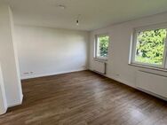 2,5 Zimmerwohnung mit Küchenzeile nach Renovierung warten auf Sie ! - Gelsenkirchen