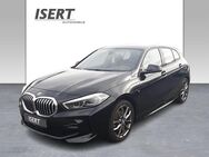 BMW 118 d Lim. M Sport A. +LIVE PROF.+LED+HIFI+DAB - Kronach