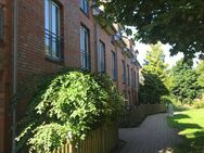 4-Zimmer-Dachgeschosswohnung mit Balkon - Büdelsdorf