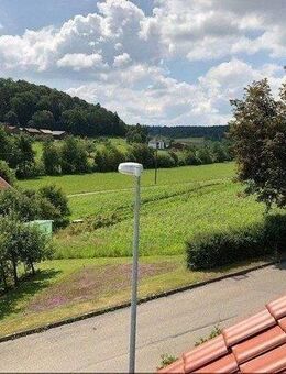 Aidlingen-Dachtel: 2-Zi.-DG-Wohnung mit Sauna - Aidlingen