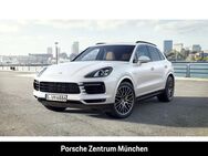 Porsche Cayenne, E-Hybrid, Jahr 2021 - München