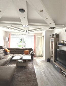 4 Zimmer Hochparterre-Wohnung mit Balkon und großem Garten in Wartenberg - Wartenberg (Bayern)