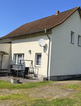Wassergrundstück mit Einfamilienhaus - Grambin