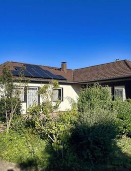 Wohnhaus mit Garage in Wippershain - Schenklengsfeld