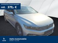 VW Passat Variant, 2.0 TDI Elegance, Jahr 2022 - Backnang