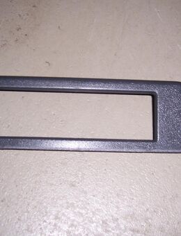 MB711017 Konsolenblende grau Mitsubishi Space Wagon - Hannover Vahrenwald-List