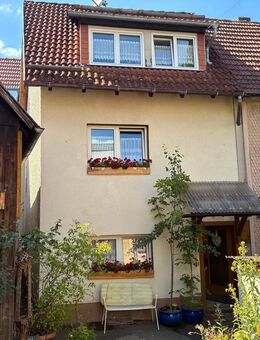 Stadthaus in ruhiger und idyllischer Innenhof-Lage. - Bischofsheim (Rhön) Zentrum